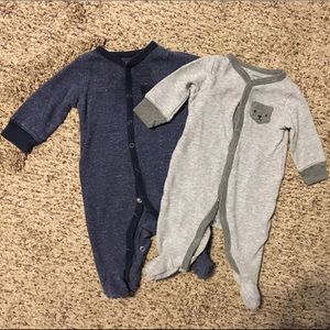 Lot of 0-3 months Carter’s footie pjs, GUC
